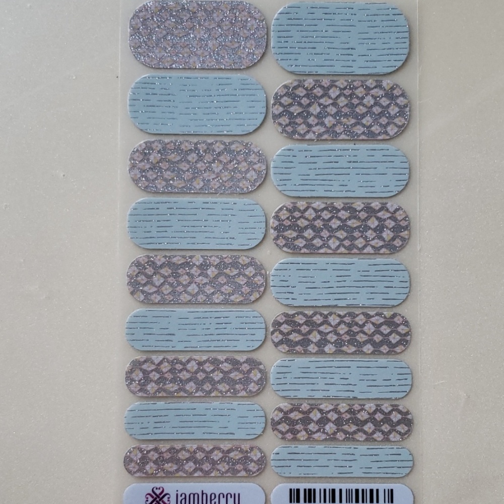 Jamberry Glittering Rain nail wraps